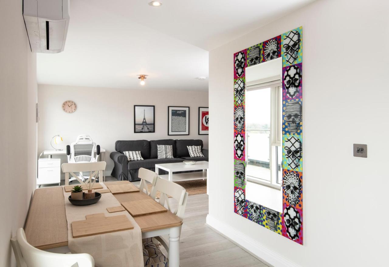 Spacious Apartment With Parking Space, Close To Heathrow, Elizabeth Line And Windsor Мейденхед Экстерьер фото